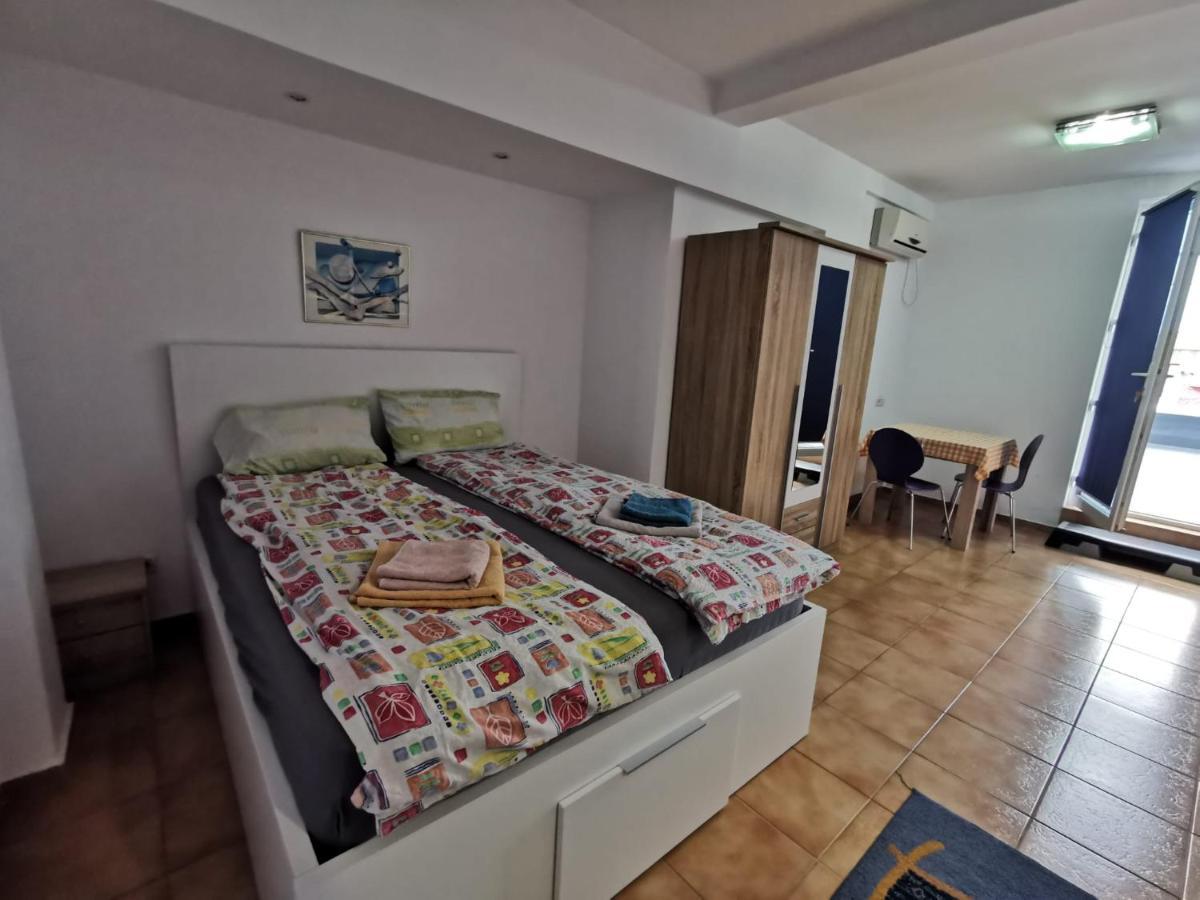 Hotel Fitness House With Garden Constanţa Exterior foto